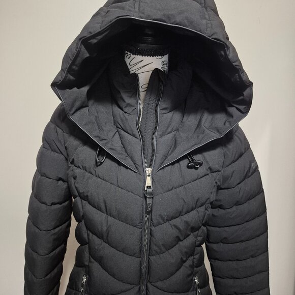 DKNY Puffer Coat - Picture 4 of 10